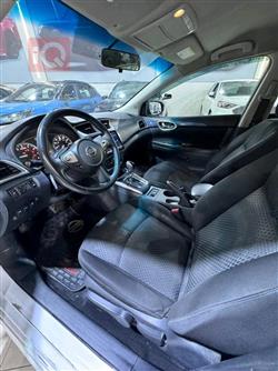 نيسان سنترا